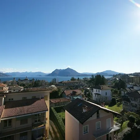 La Cartolina * Stresa