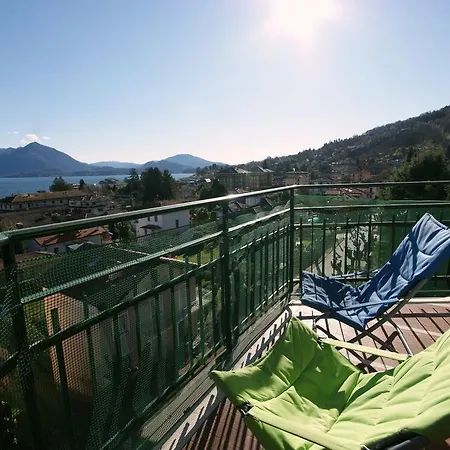 La Cartolina Apartment Stresa